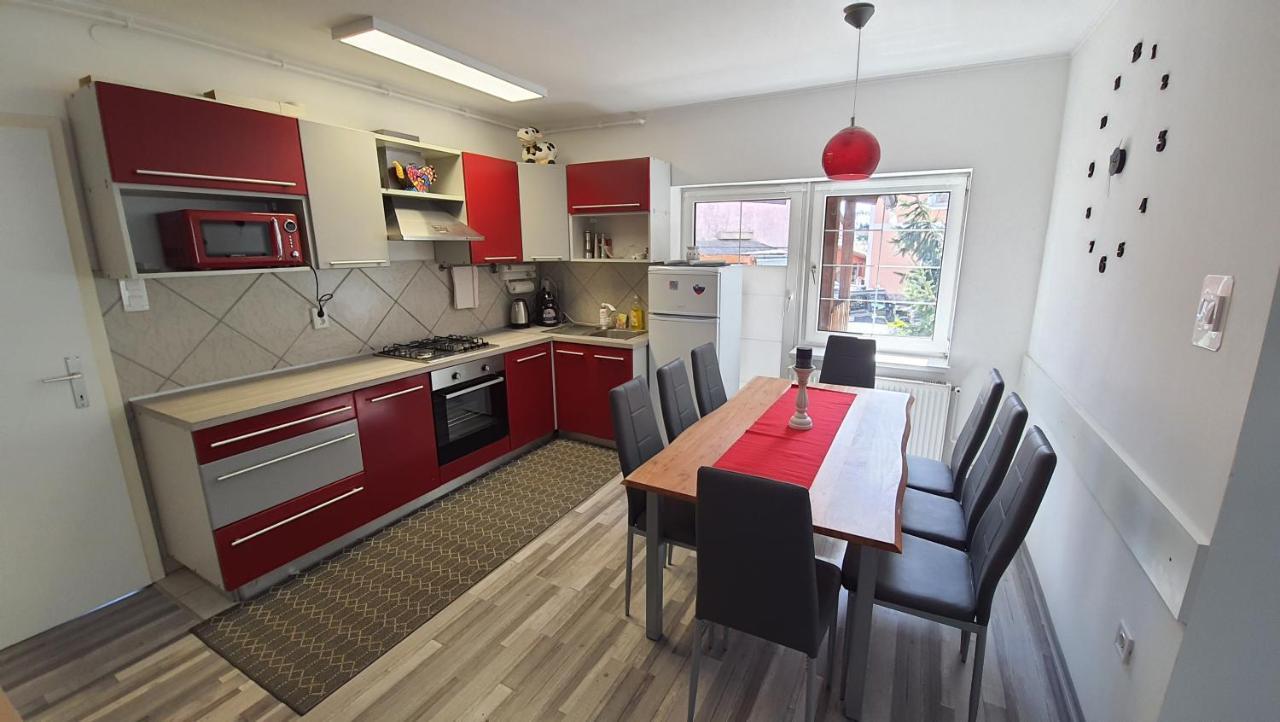 Apartma4Us Maribor Buitenkant foto